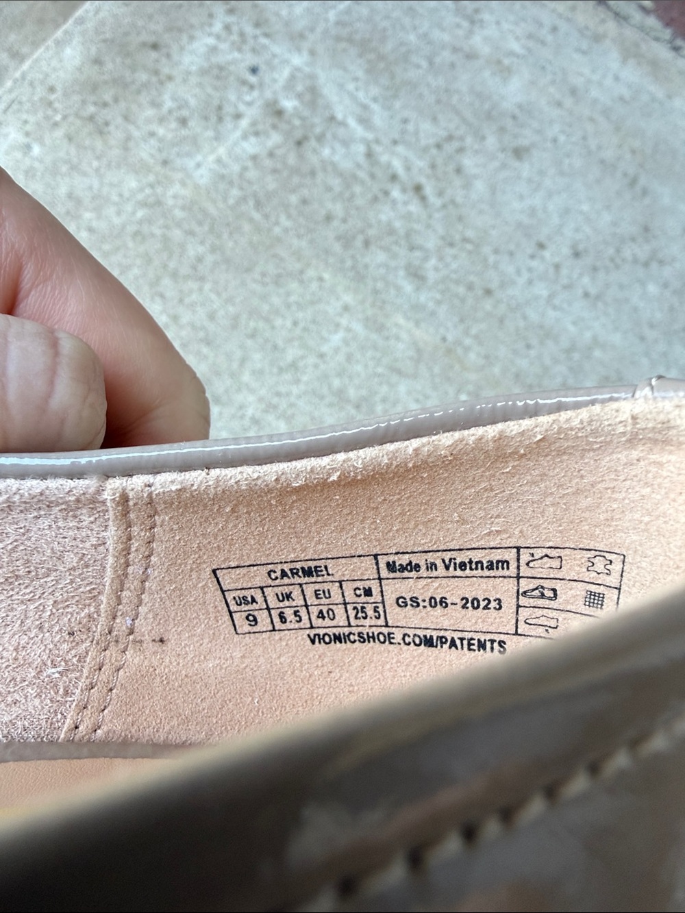 Vionic Carmel Patent Block Heel Pumps in Taupe - Picture 7 of 9